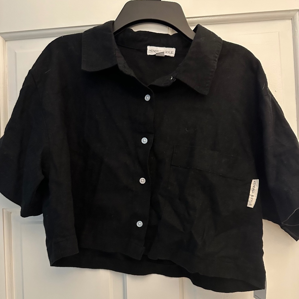 Kendall & Kylie Black Crop Button Up